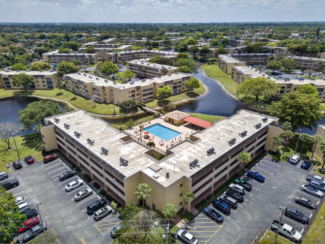 6200 NW 62nd Street 312, Tamarac, FL 33319