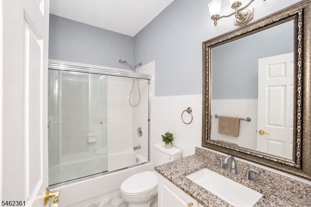 43 Tannery Hill Dr, Hardyston Twp., NJ 07419