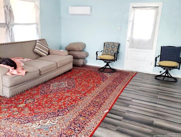 6051 BABCOCK RD, San Antonio, TX 78240