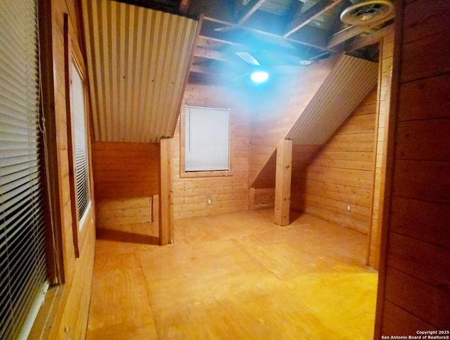 6051 BABCOCK RD, San Antonio, TX 78240