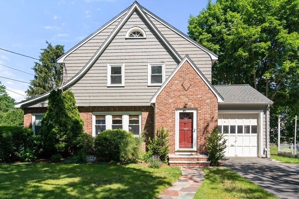 11 Hallron Rd 11, Newton, MA 02462