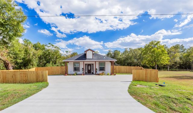 1309 W Washington Avenue, Navasota, TX 77868
