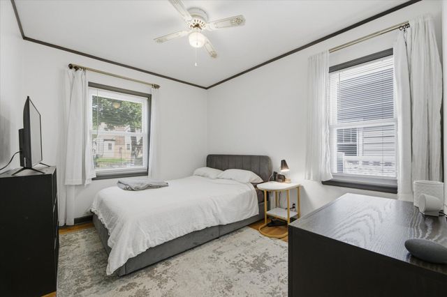 4354 Sheridan Avenue N, Minneapolis, MN 55412
