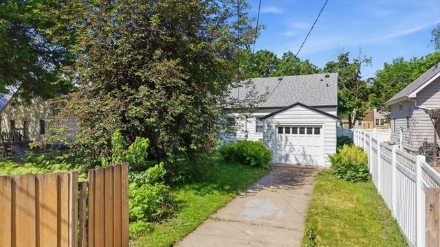 4354 Sheridan Avenue N, Minneapolis, MN 55412