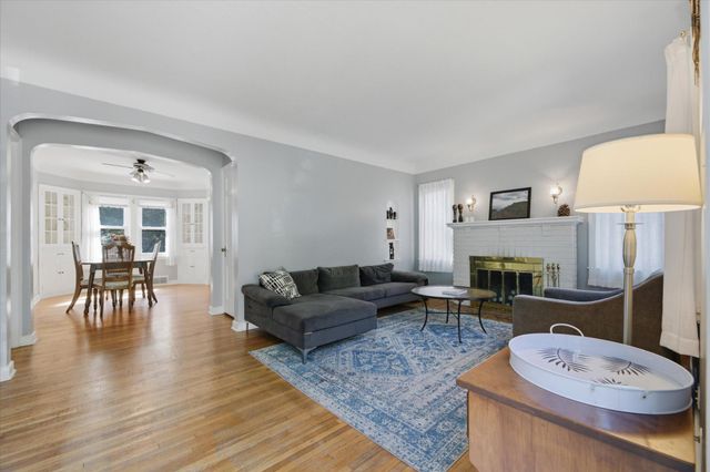 4354 Sheridan Avenue N, Minneapolis, MN 55412