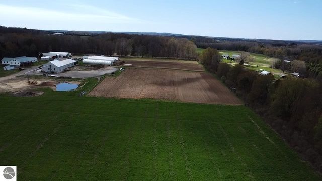 5417 Archer Road, Brethren, MI 49619