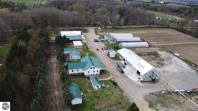 5417 Archer Road, Brethren, MI 49619