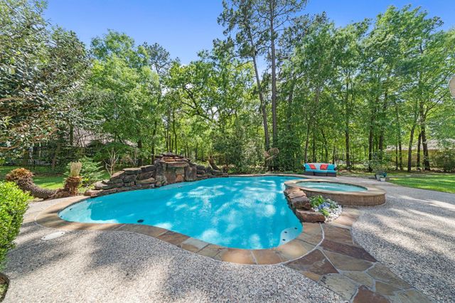 3922 Waterbend Cove, Spring, TX 77386