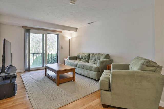 189 Littleton Road 62, Chelmsford, MA 01824