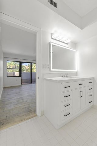 6670 Villa Sonrisa Drive 221, Boca Raton, FL 33433