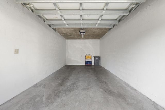 6670 Villa Sonrisa Drive 221, Boca Raton, FL 33433