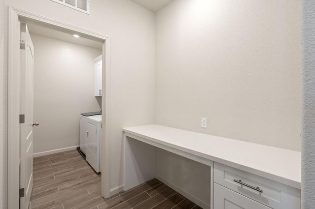 10202 Dormer Way, Elk Grove, CA 95757