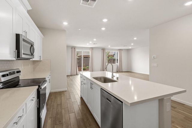 10202 Dormer Way, Elk Grove, CA 95757