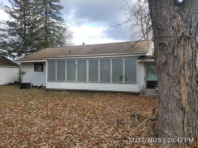 825 N River Street, Evart, MI 49631