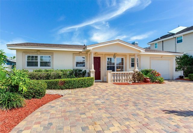324 173RD AVENUE E, North Redington Beach, FL 33708