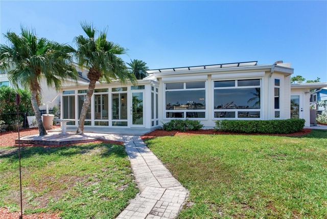 324 173RD AVENUE E, North Redington Beach, FL 33708