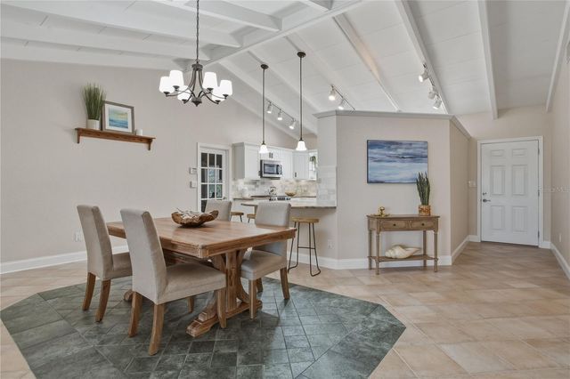 324 173RD AVENUE E, North Redington Beach, FL 33708