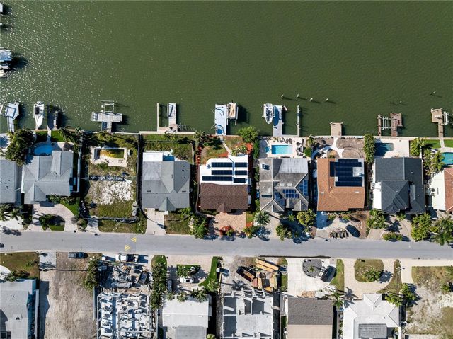 324 173RD AVENUE E, North Redington Beach, FL 33708