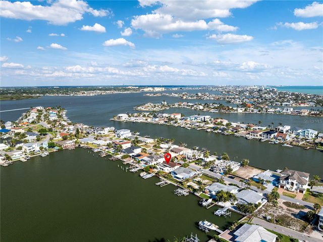 324 173RD AVENUE E, North Redington Beach, FL 33708