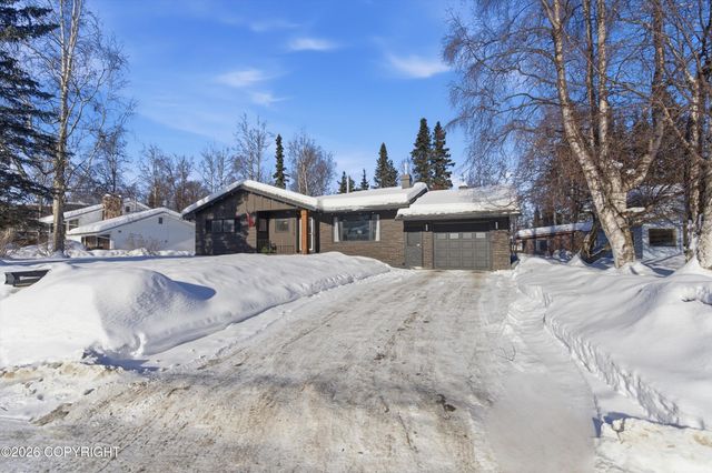 2515 Aspen Drive, Anchorage, AK 99517