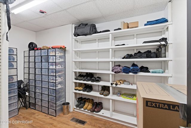 2515 Aspen Drive, Anchorage, AK 99517