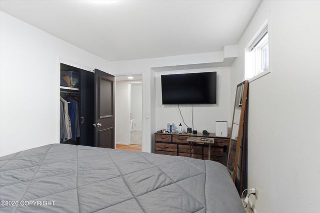 2515 Aspen Drive, Anchorage, AK 99517