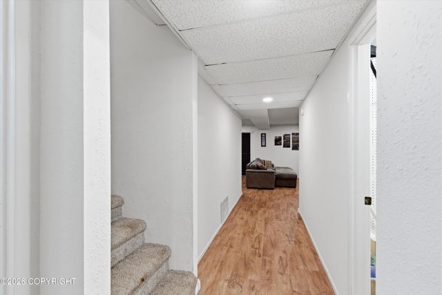 2515 Aspen Drive, Anchorage, AK 99517