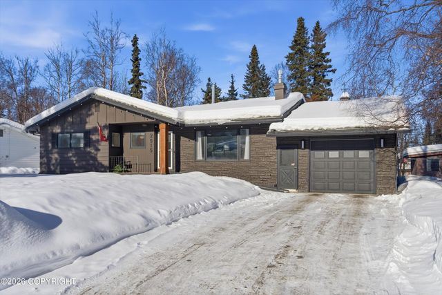 2515 Aspen Drive, Anchorage, AK 99517
