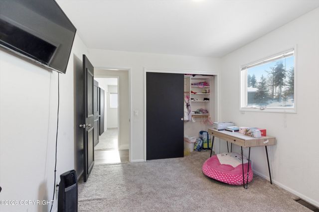 2515 Aspen Drive, Anchorage, AK 99517