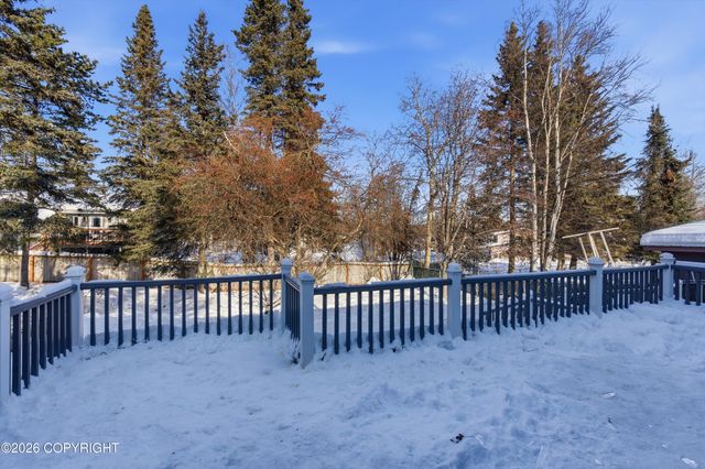 2515 Aspen Drive, Anchorage, AK 99517