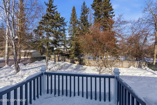 2515 Aspen Drive, Anchorage, AK 99517