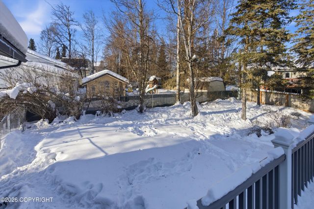 2515 Aspen Drive, Anchorage, AK 99517