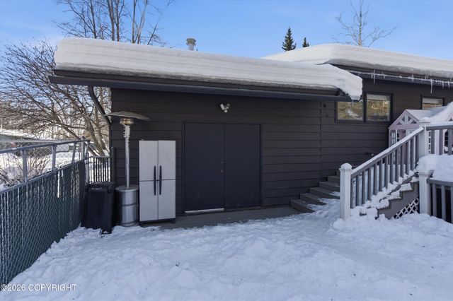 2515 Aspen Drive, Anchorage, AK 99517