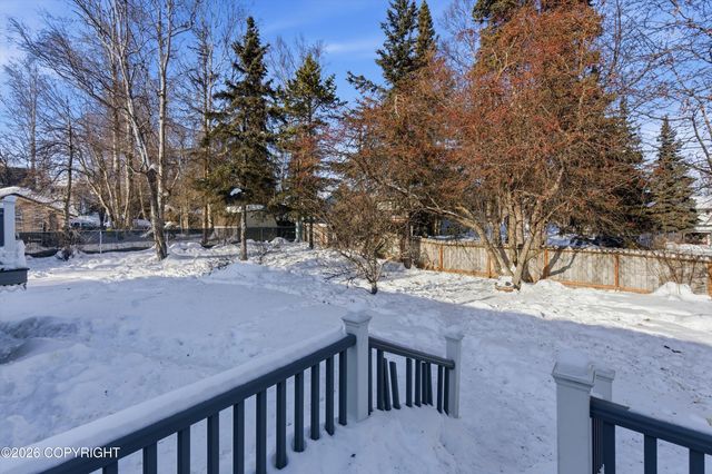 2515 Aspen Drive, Anchorage, AK 99517