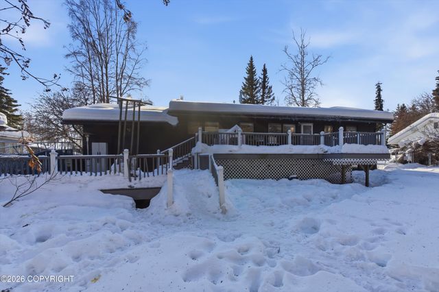 2515 Aspen Drive, Anchorage, AK 99517
