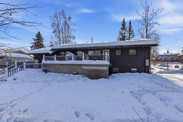 2515 Aspen Drive, Anchorage, AK 99517