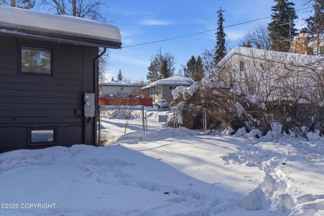 2515 Aspen Drive, Anchorage, AK 99517