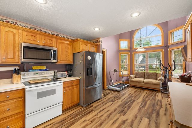 3320 Oakstone Drive, Ontario, OH 44903