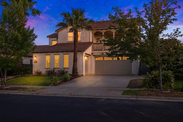 2564 W Summerland Way, Roseville, CA 95747