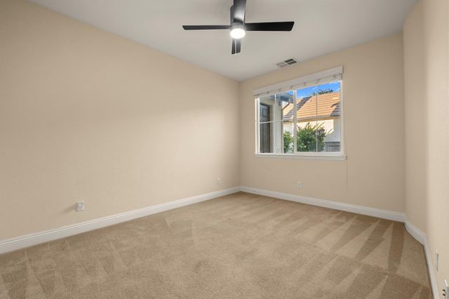 2564 W Summerland Way, Roseville, CA 95747