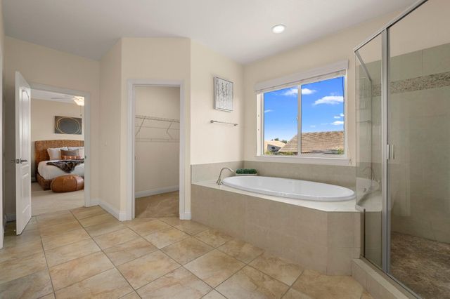 2564 W Summerland Way, Roseville, CA 95747
