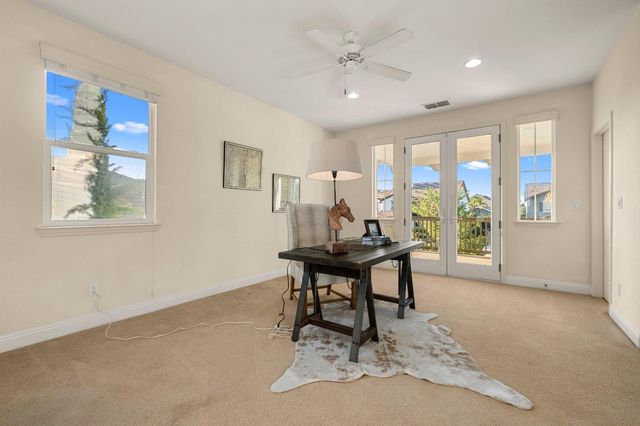 2564 W Summerland Way, Roseville, CA 95747