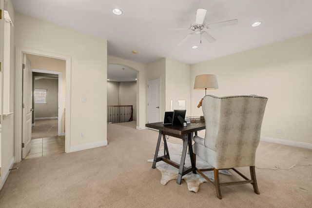 2564 W Summerland Way, Roseville, CA 95747