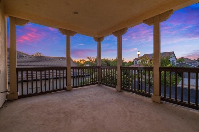2564 W Summerland Way, Roseville, CA 95747