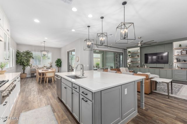 9749 E RIPPLE Drive, Mesa, AZ 85212