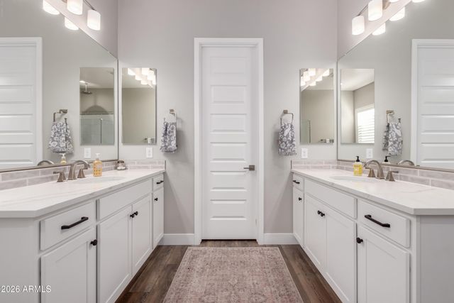 9749 E RIPPLE Drive, Mesa, AZ 85212