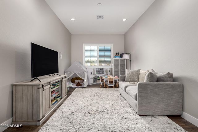 9749 E RIPPLE Drive, Mesa, AZ 85212