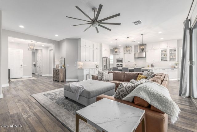 9749 E RIPPLE Drive, Mesa, AZ 85212