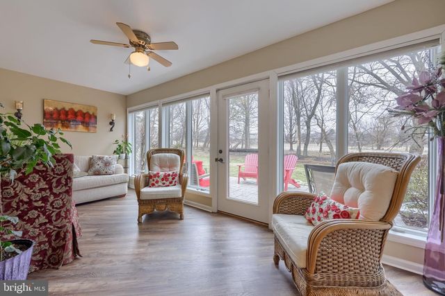 225 BLACK OAK DR, Lancaster, PA 17602