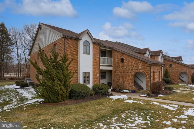 225 BLACK OAK DR, Lancaster, PA 17602